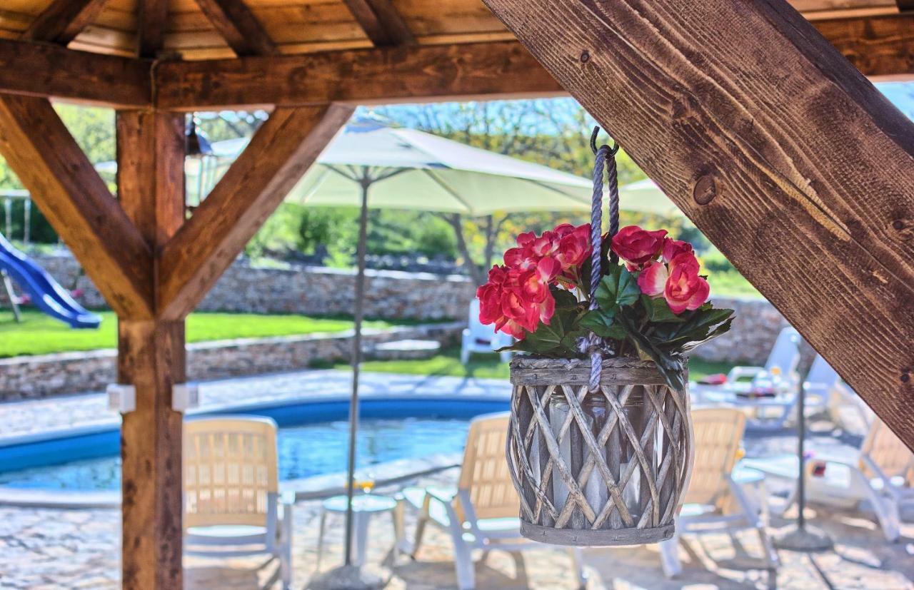 Pensjonat Dalmatia Stone House - Heated Pool Biorine Zewnętrze zdjęcie