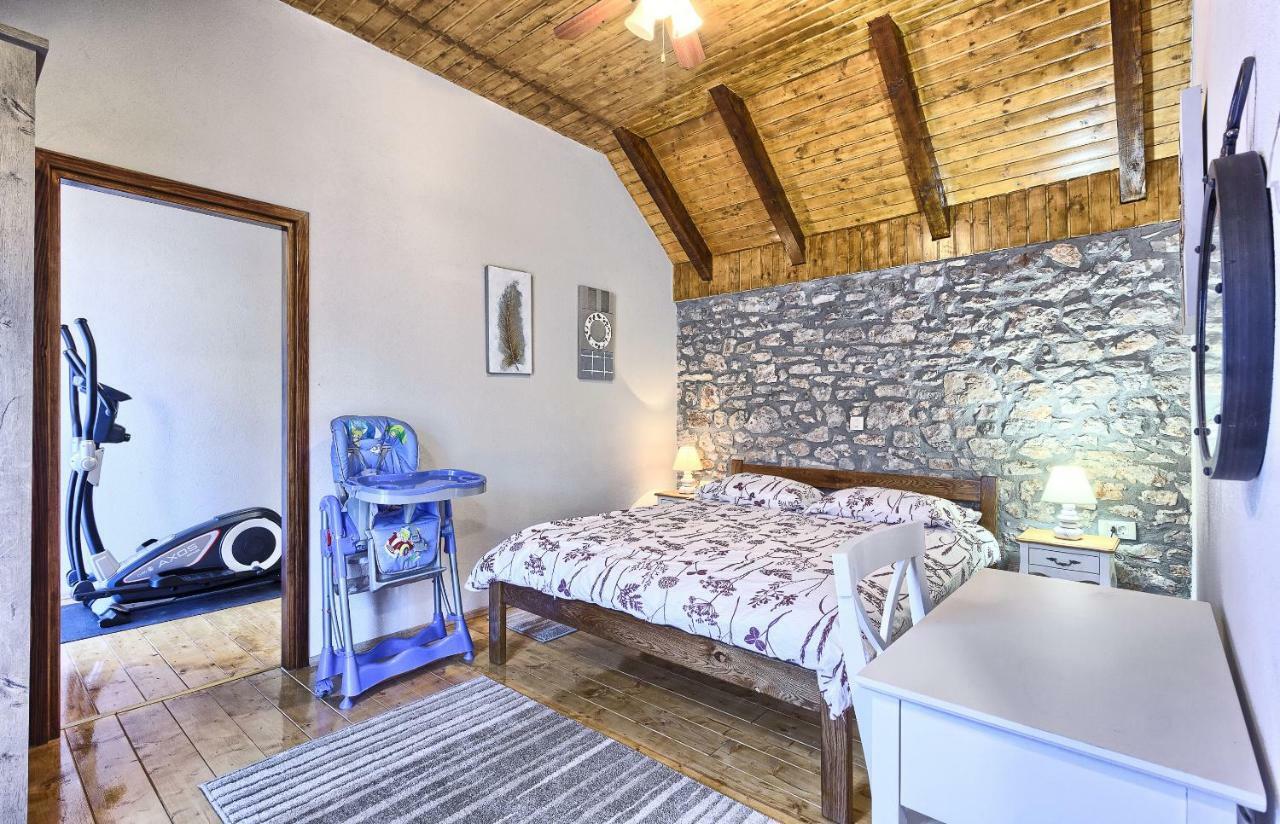 Pensjonat Dalmatia Stone House - Heated Pool Biorine Zewnętrze zdjęcie