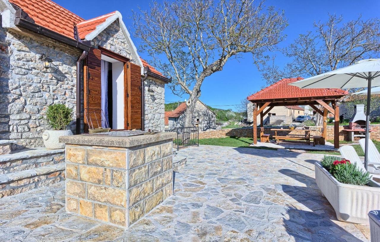 Pensjonat Dalmatia Stone House - Heated Pool Biorine Zewnętrze zdjęcie