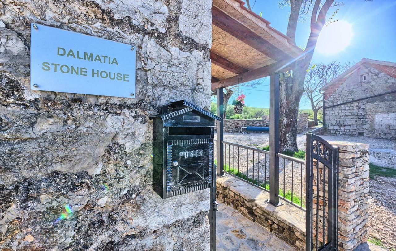 Pensjonat Dalmatia Stone House - Heated Pool Biorine Zewnętrze zdjęcie
