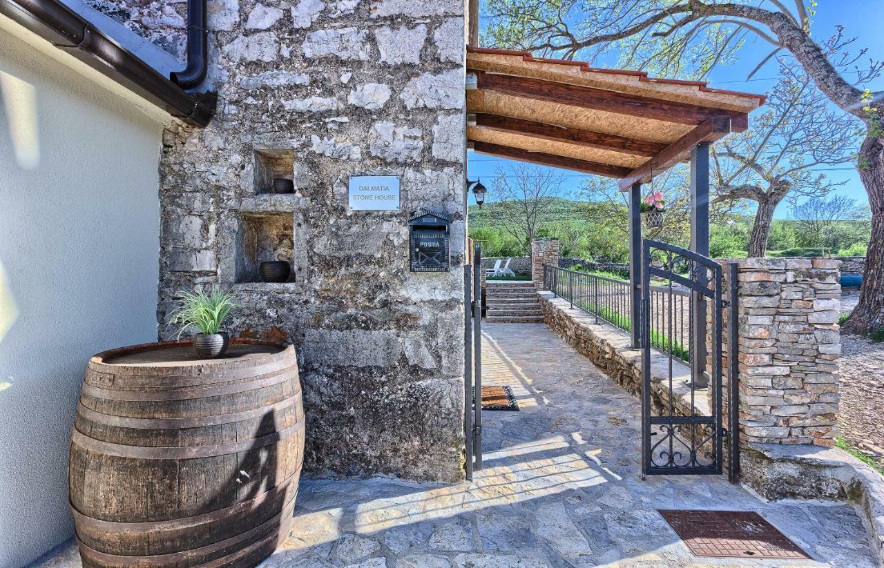 Pensjonat Dalmatia Stone House - Heated Pool Biorine Zewnętrze zdjęcie
