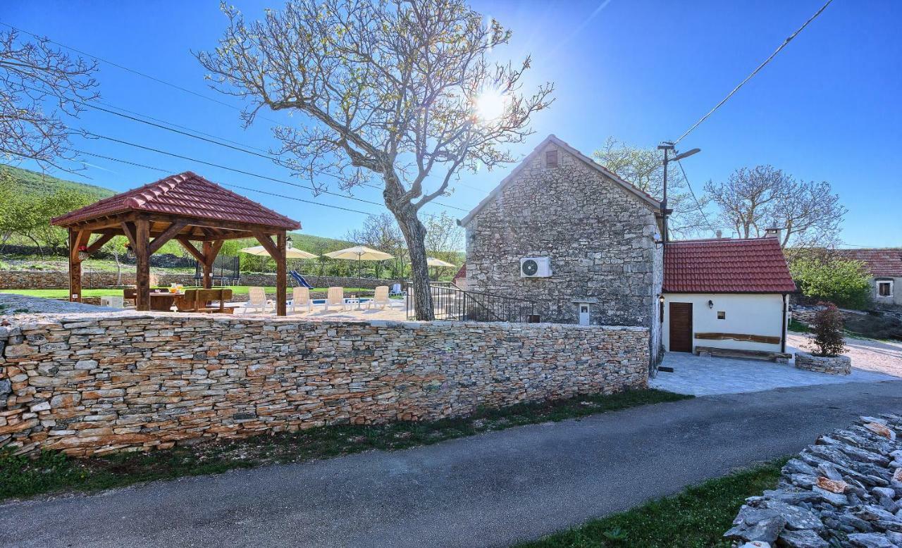 Pensjonat Dalmatia Stone House - Heated Pool Biorine Zewnętrze zdjęcie